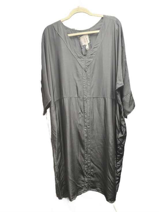 Hannoh Wessel Dresses & Skirts - H+ Hannoh Wessel Black Oversized V-Neck Midi Dress - Size 42 (US Small/6) - Cupr